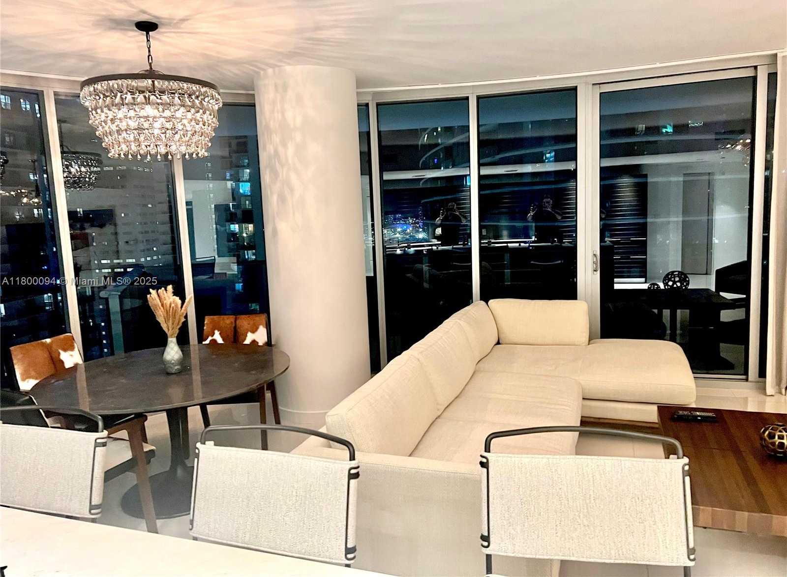Small Image of 200 BISCAYNE BLVD WAY #3201, Miami Number 29