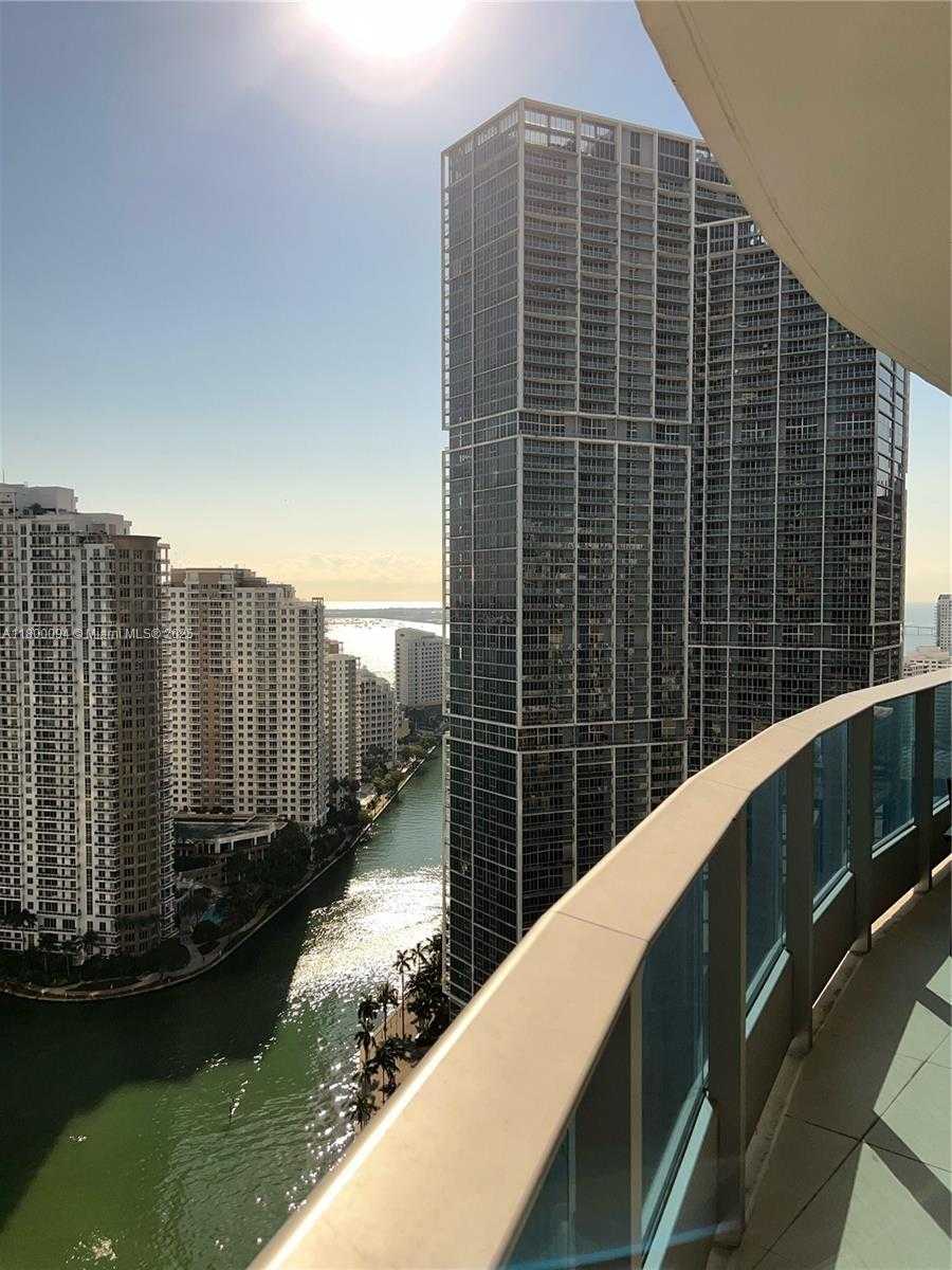 Small Image of 200 BISCAYNE BLVD WAY #3201, Miami Number 4