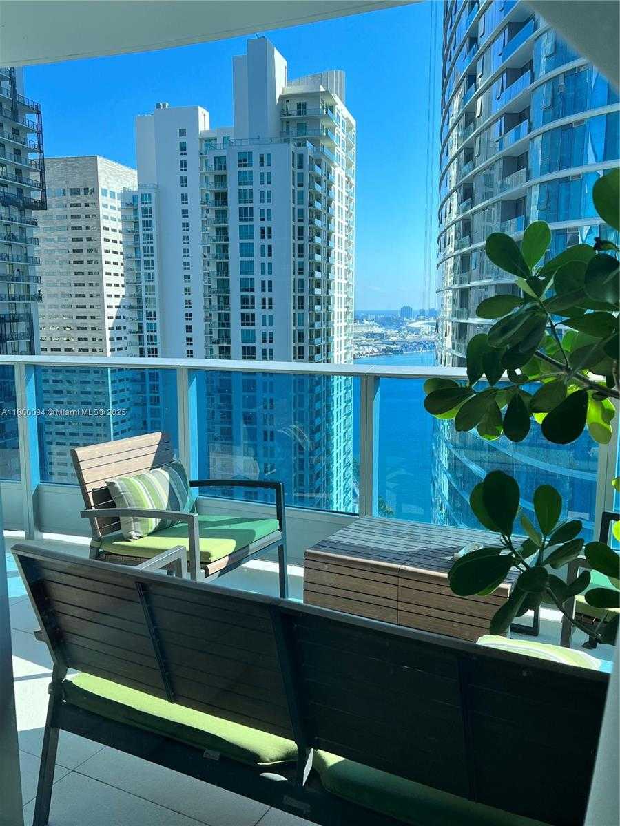 Small Image of 200 BISCAYNE BLVD WAY #3201, Miami Number 6