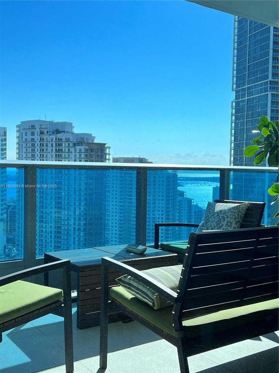 Small Image of 200 BISCAYNE BLVD WAY #3201, Miami Number 7