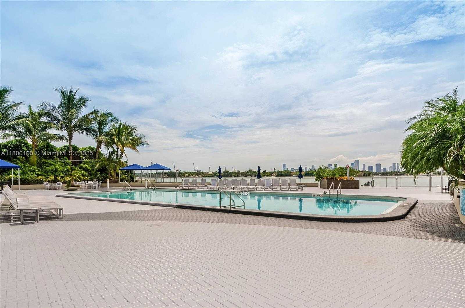 Small Image of 1200 WEST AVE #1502, Miami Beach Number 14