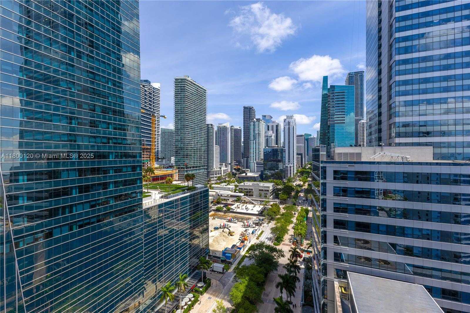 Small Image of 1451 BRICKELL AVE #1906, Miami Number 11