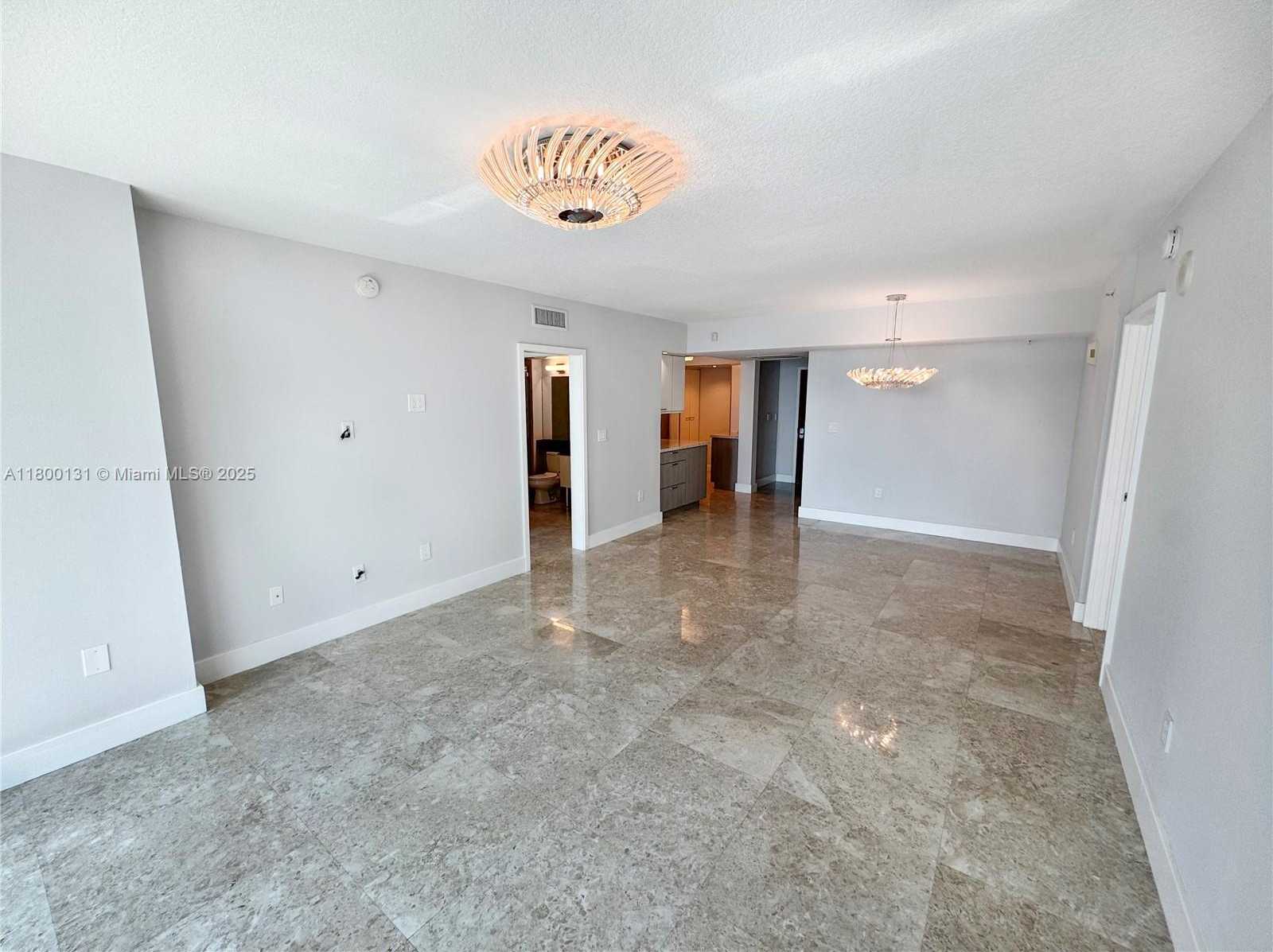 Small Image of 31 SOUTH EAST 5TH ST #3204, Miami Number 10