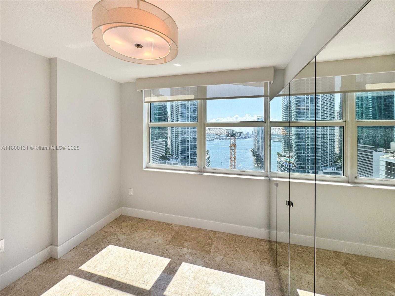 Small Image of 31 SOUTH EAST 5TH ST #3204, Miami Number 12