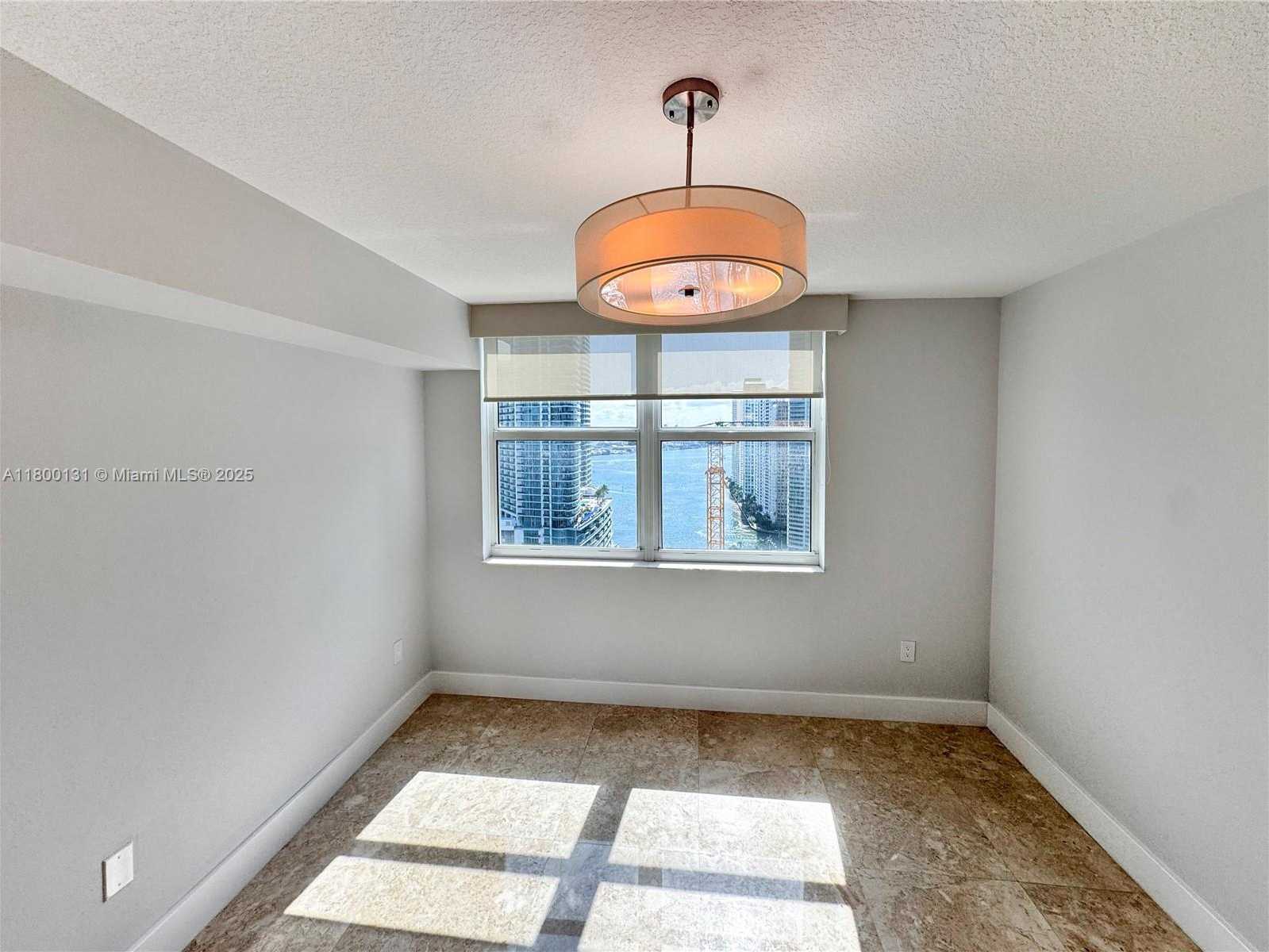 Small Image of 31 SOUTH EAST 5TH ST #3204, Miami Number 15