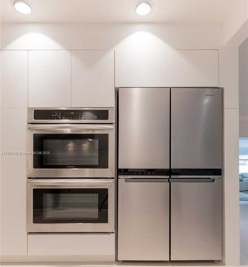 Small Image of 7300 SOUTH WEST 77TH AVE, Miami Number 10