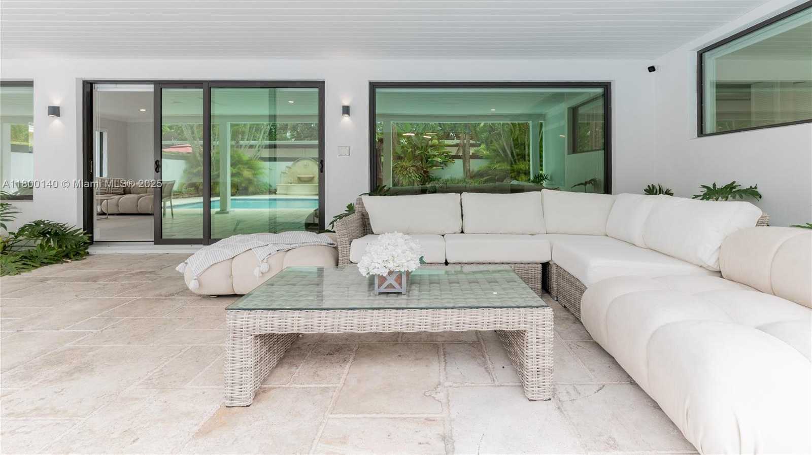 Small Image of 7300 SOUTH WEST 77TH AVE, Miami Number 47