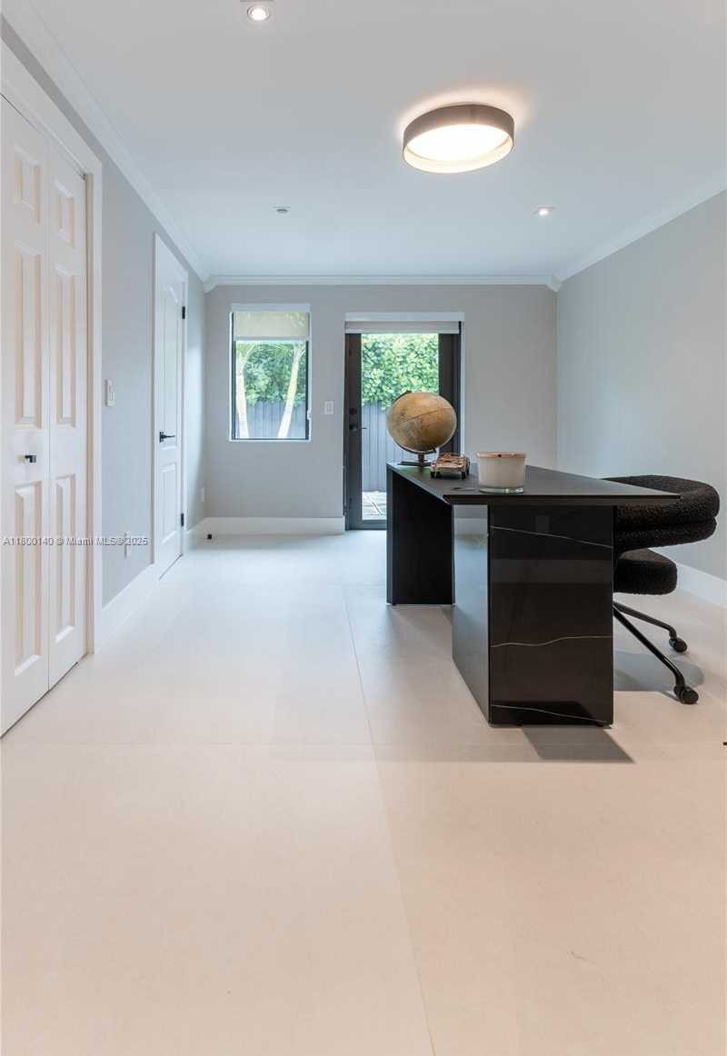 Small Image of 7300 SOUTH WEST 77TH AVE, Miami Number 61