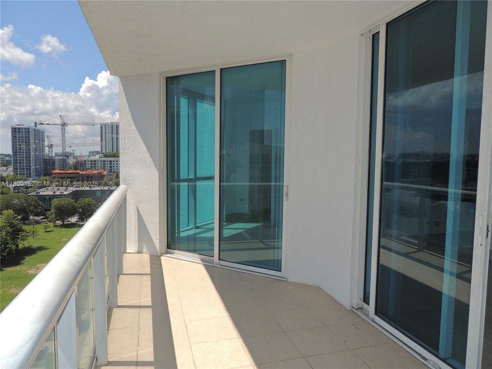 Small Image of 480 NORTH EAST 30TH ST #1105, Miami Number 17