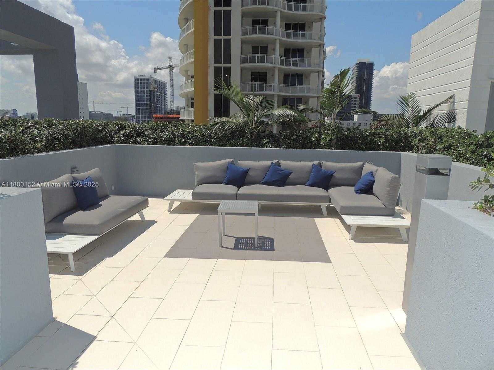 Small Image of 480 NORTH EAST 30TH ST #1105, Miami Number 21