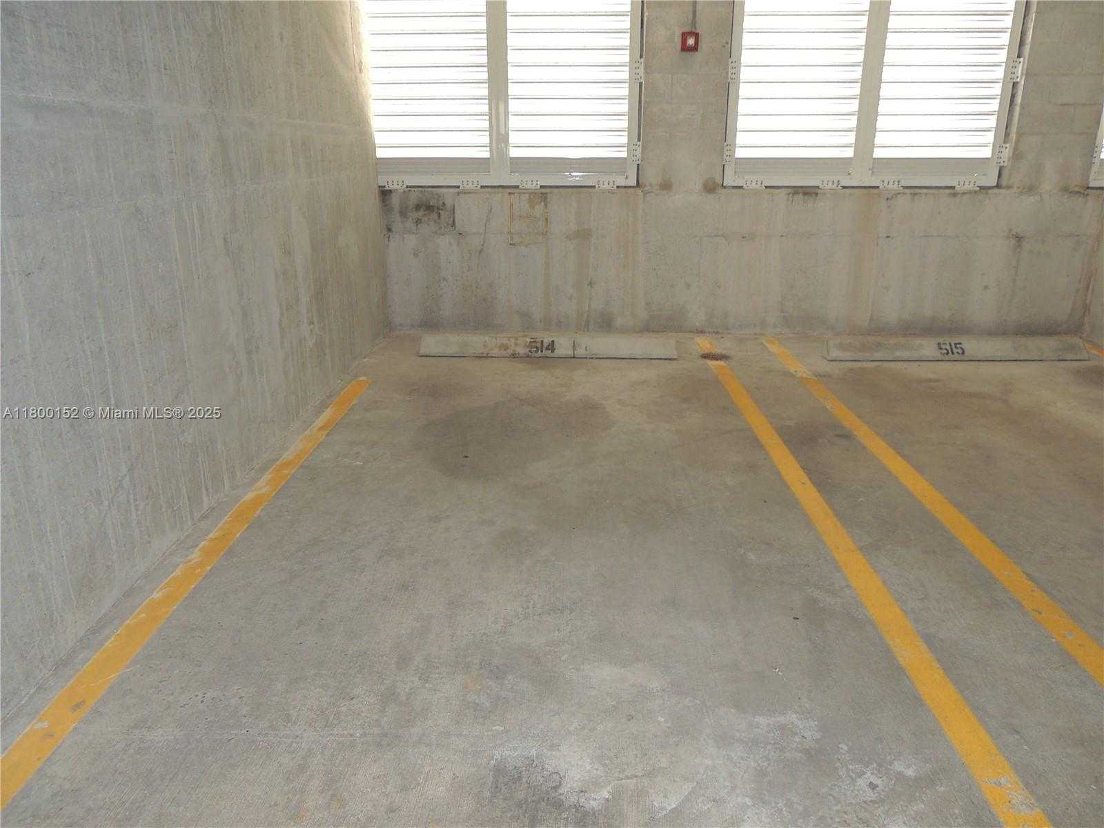 Small Image of 480 NORTH EAST 30TH ST #1105, Miami Number 26