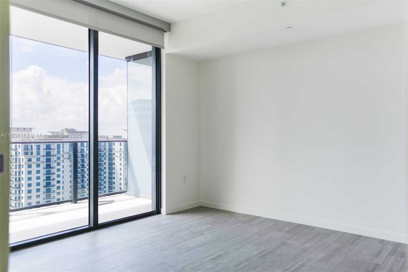 Small Image of 1000 BRICKELL PLAZA #2910, Miami Number 8
