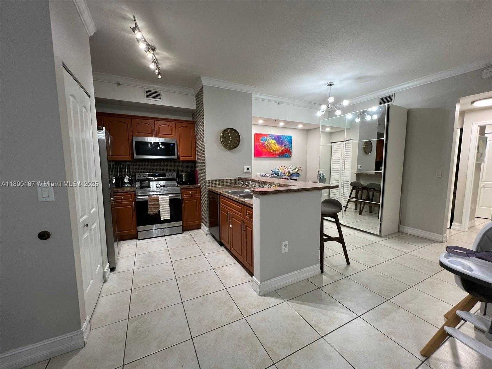 Small Image of 7300 NORTH WEST 114TH AVE #105-6, Doral Number 2