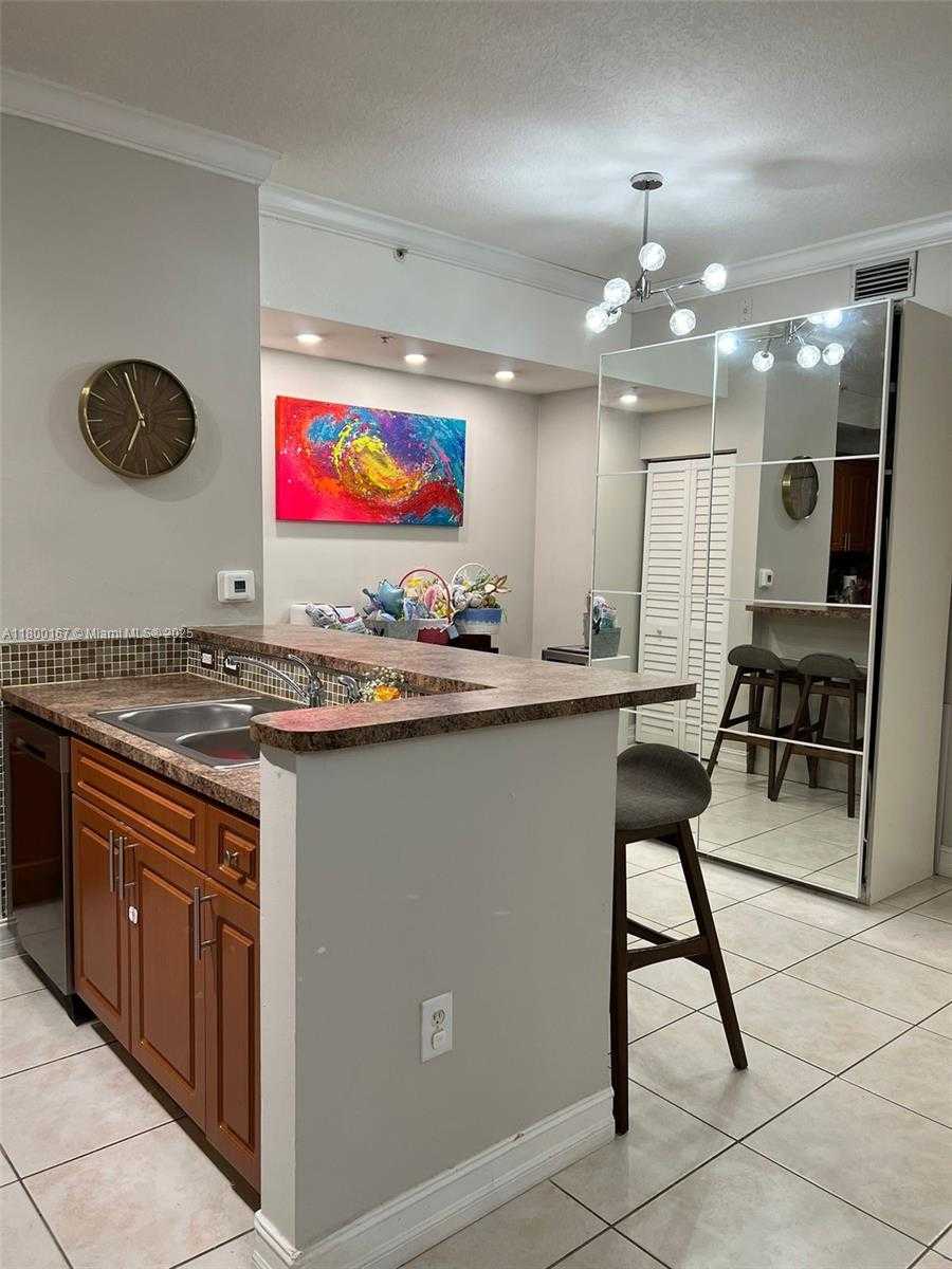 Small Image of 7300 NORTH WEST 114TH AVE #105-6, Doral Number 8
