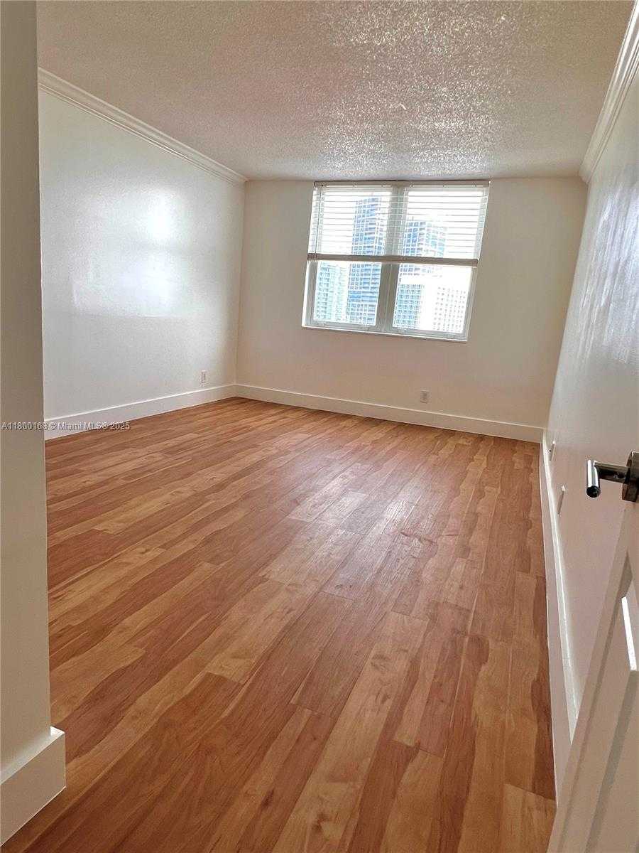Small Image of 6770 INDIAN CREEK DR #10D, Miami Beach Number 12