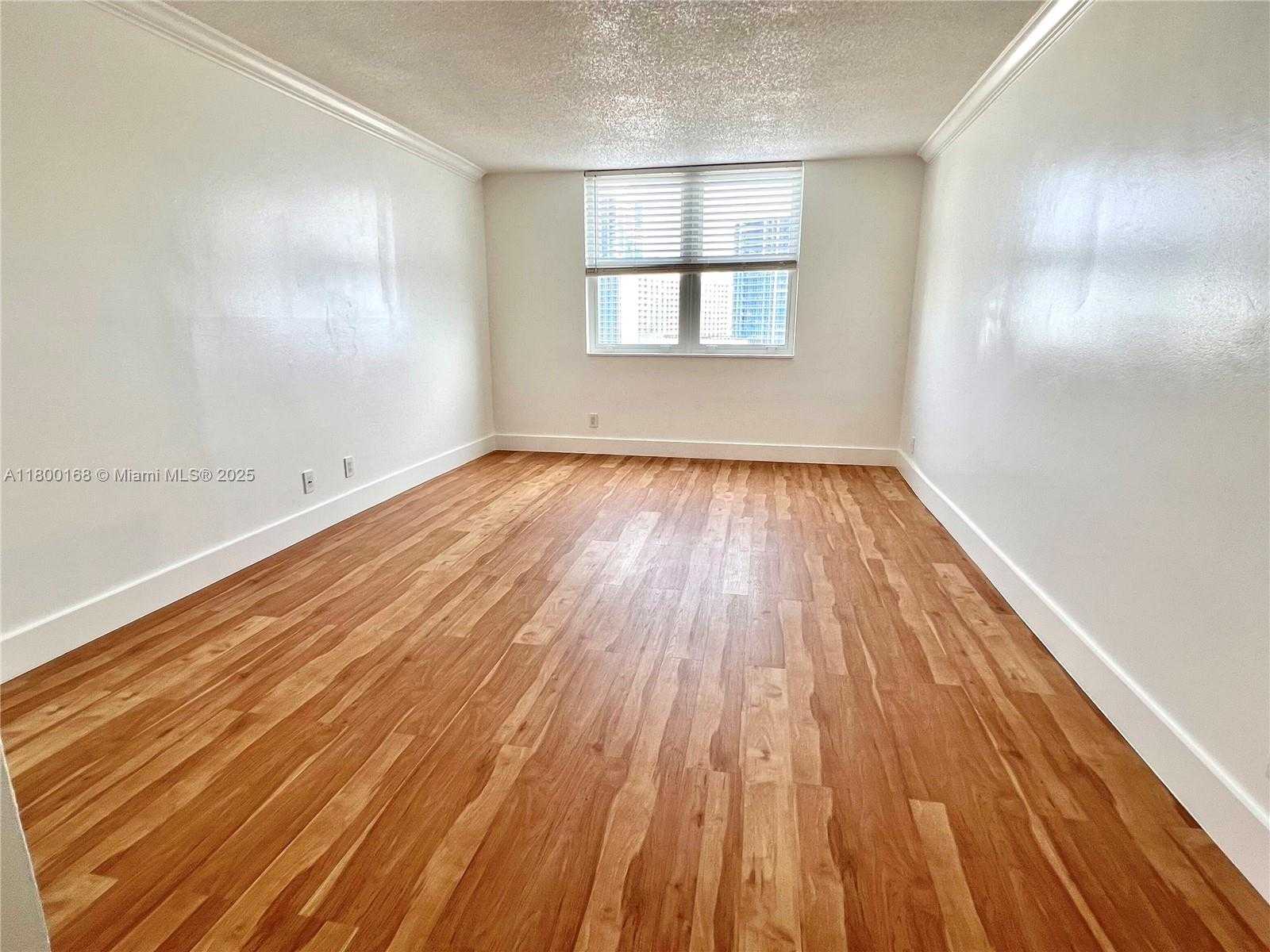 Small Image of 6770 INDIAN CREEK DR #10D, Miami Beach Number 6