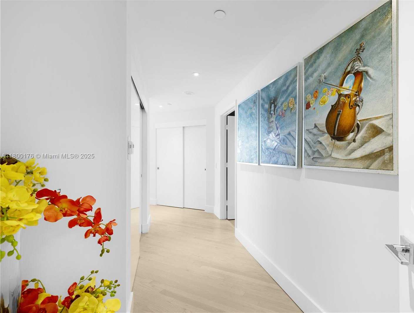 Small Image of 21050 POINT PL #1806, Aventura Number 24