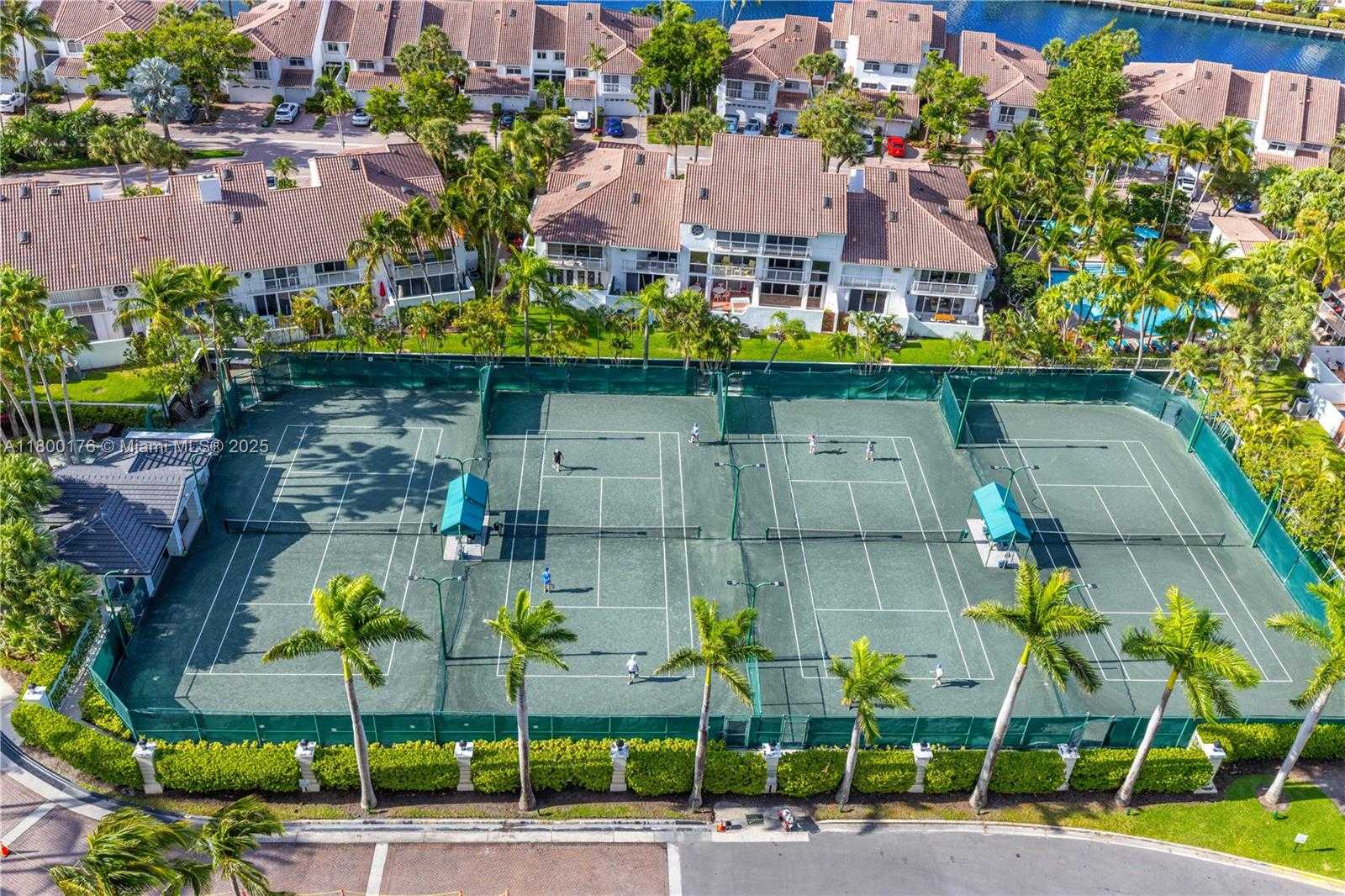Small Image of 21050 POINT PL #1806, Aventura Number 47