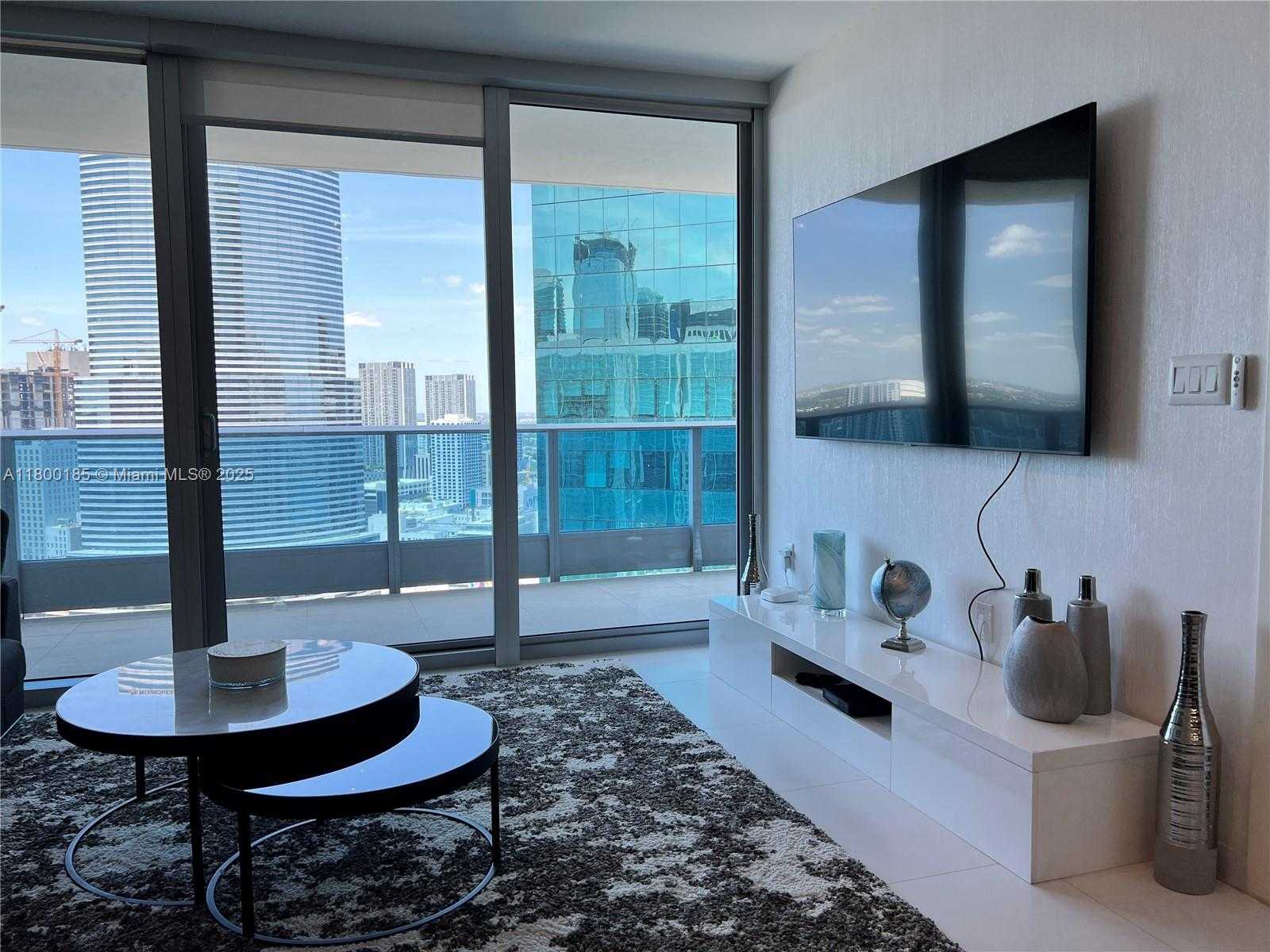 Small Image of 200 BISCAYNE BOULEVARD WAY #3610, Miami Number 12