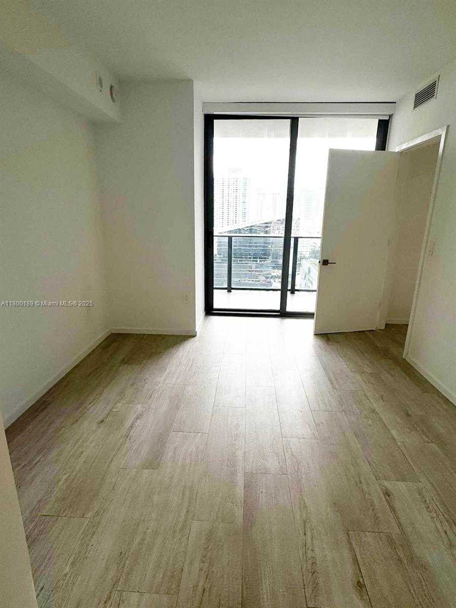 Small Image of 45 SOUTH WEST 9TH ST #2210, Miami Number 12