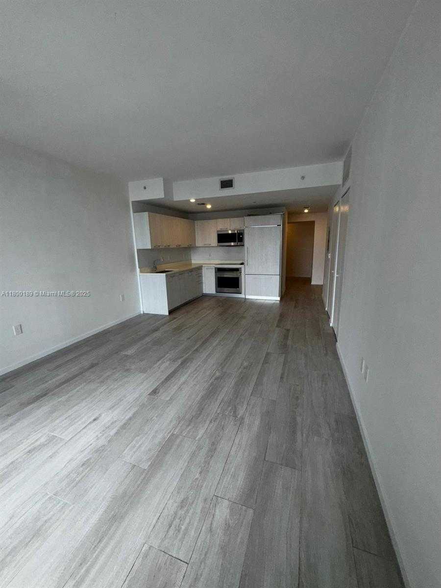 Small Image of 45 SOUTH WEST 9TH ST #2210, Miami Number 6