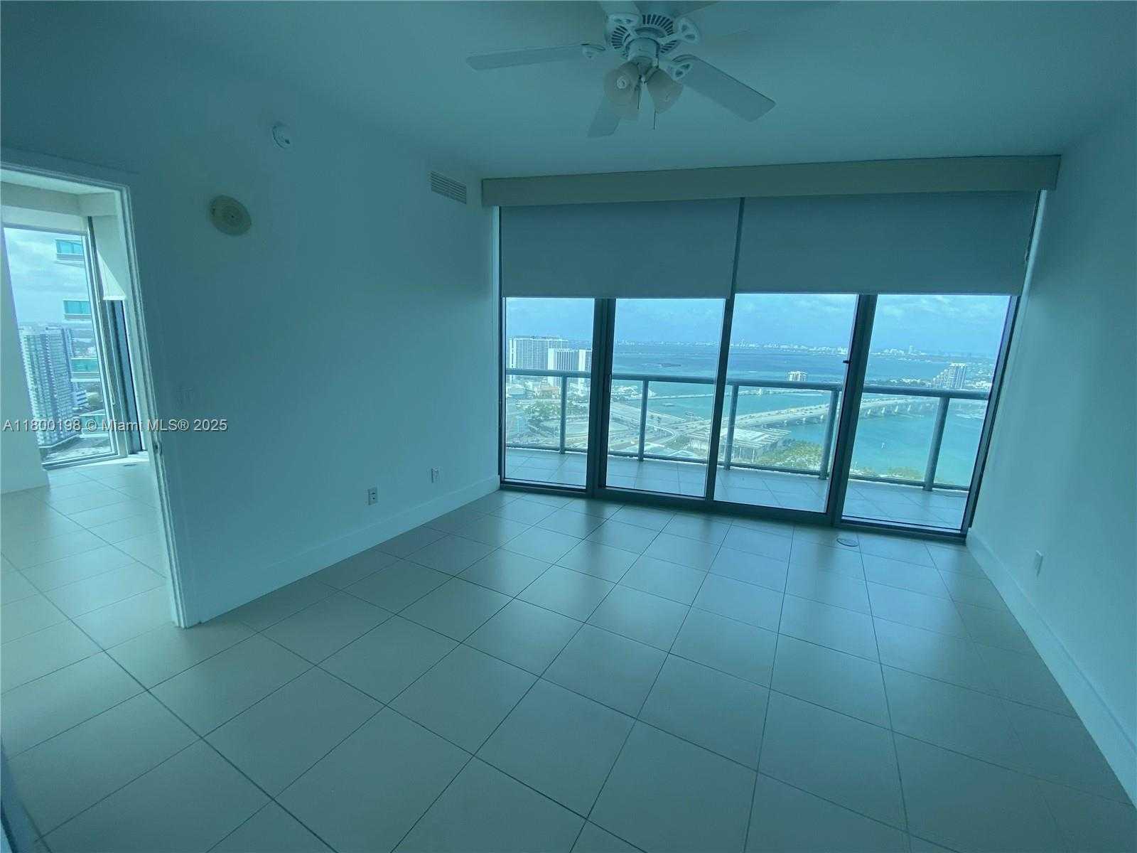 Small Image of 888 BISCAYNE BLVD #4012, Miami Number 16