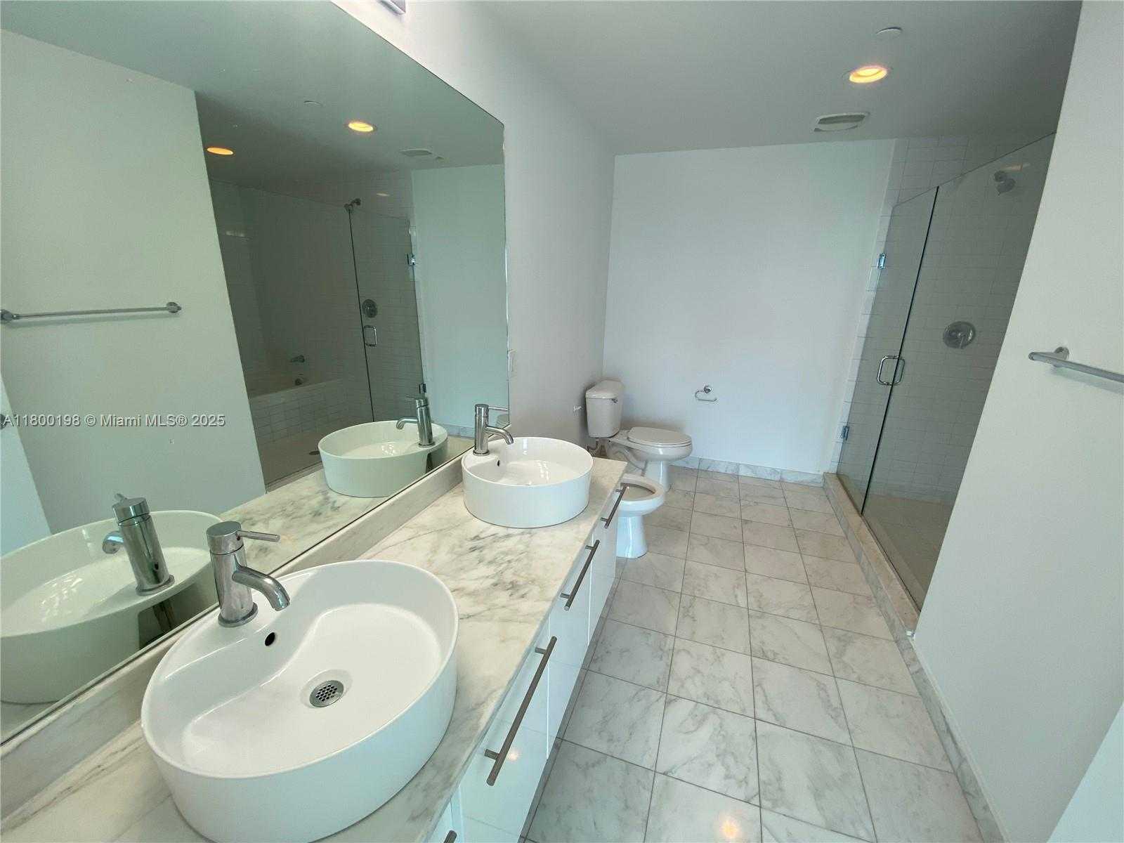 Small Image of 888 BISCAYNE BLVD #4012, Miami Number 19