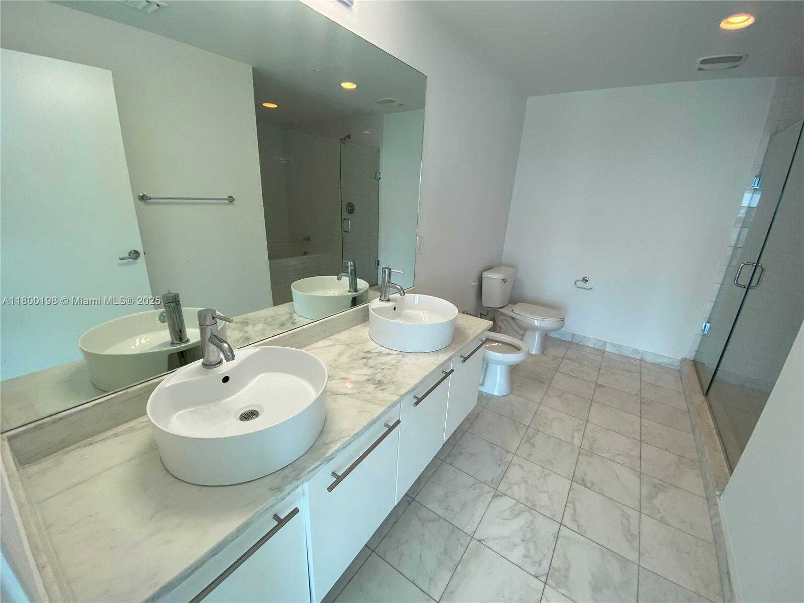 Small Image of 888 BISCAYNE BLVD #4012, Miami Number 20