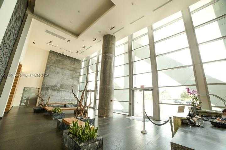 Small Image of 888 BISCAYNE BLVD #4012, Miami Number 46