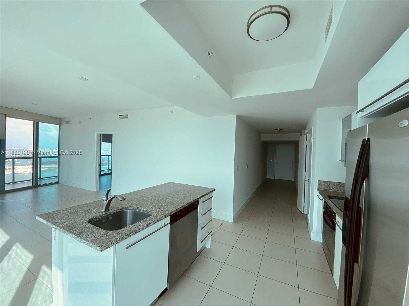 Small Image of 888 BISCAYNE BLVD #4012, Miami Number 7