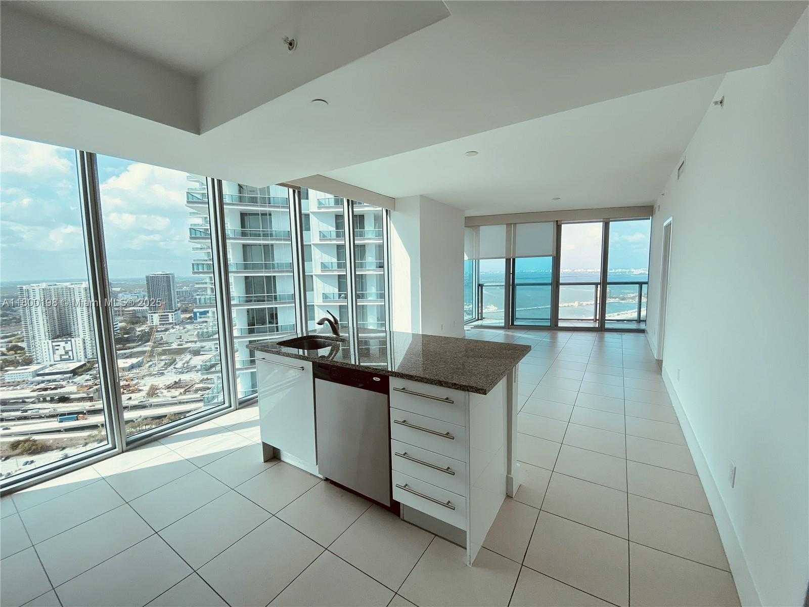 Small Image of 888 BISCAYNE BLVD #4012, Miami Number 8