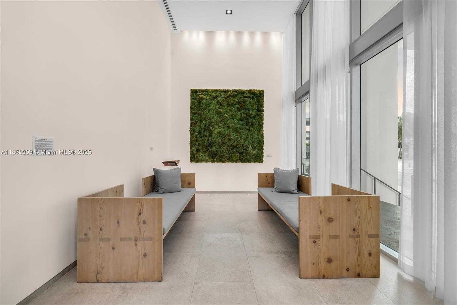 Small Image of 1040 BISCAYNE BLVD #3802, Miami Number 21