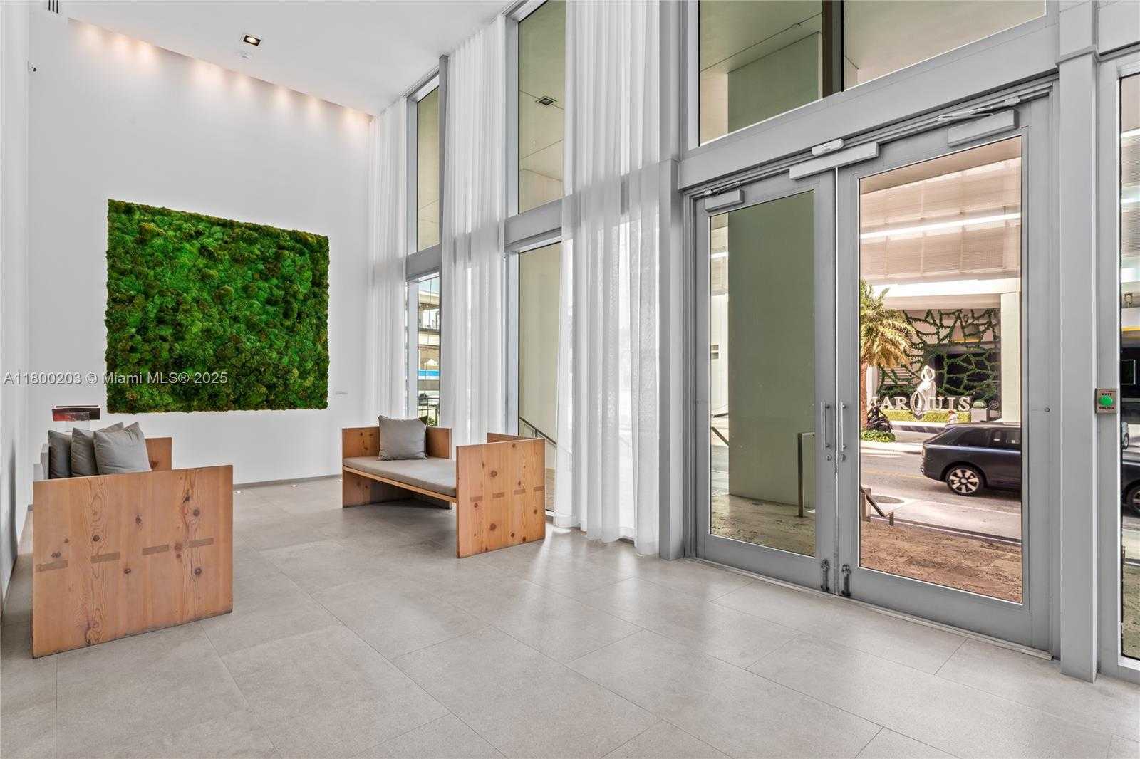 Small Image of 1040 BISCAYNE BLVD #3802, Miami Number 22