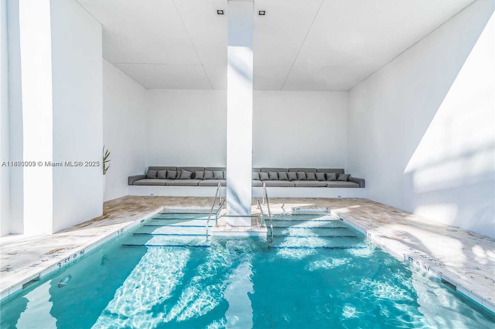 Small Image of 1040 BISCAYNE BLVD #3802, Miami Number 27