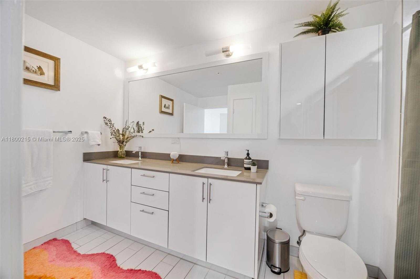 Small Image of 999 SOUTH WEST 1ST AVE #2509, Miami Number 25