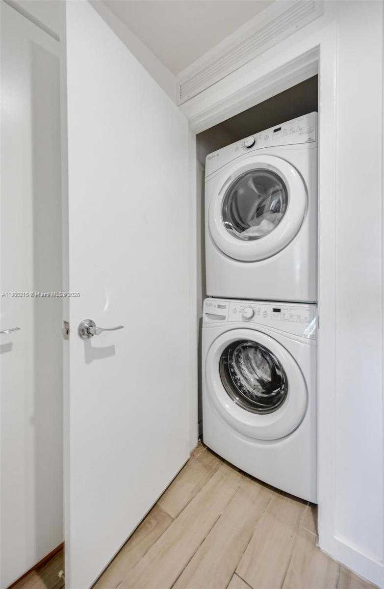Small Image of 999 SOUTH WEST 1ST AVE #2509, Miami Number 26
