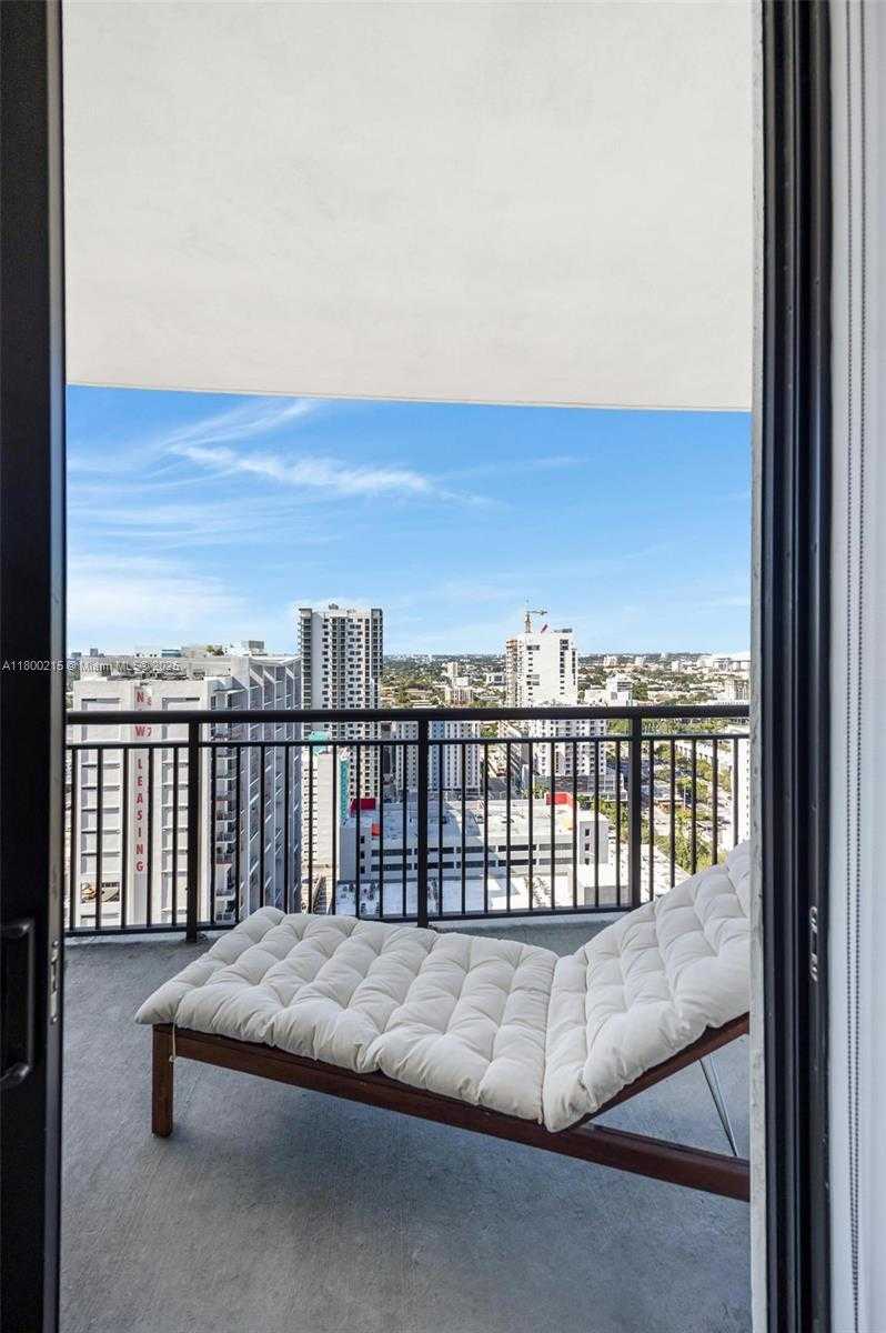 Small Image of 999 SOUTH WEST 1ST AVE #2509, Miami Number 29