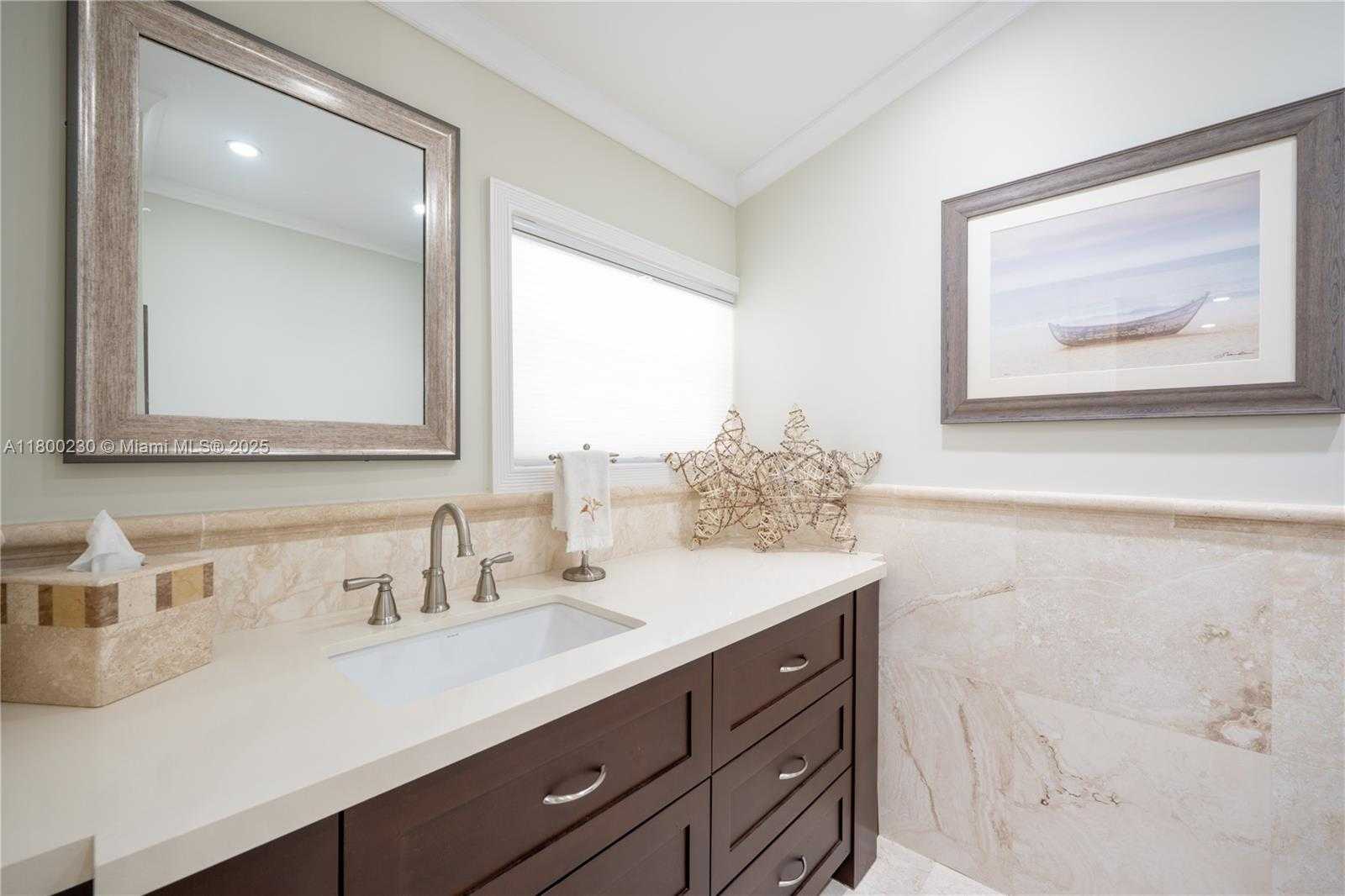 Small Image of 2855 SOUTH WEST 17TH AVE, Miami Number 16