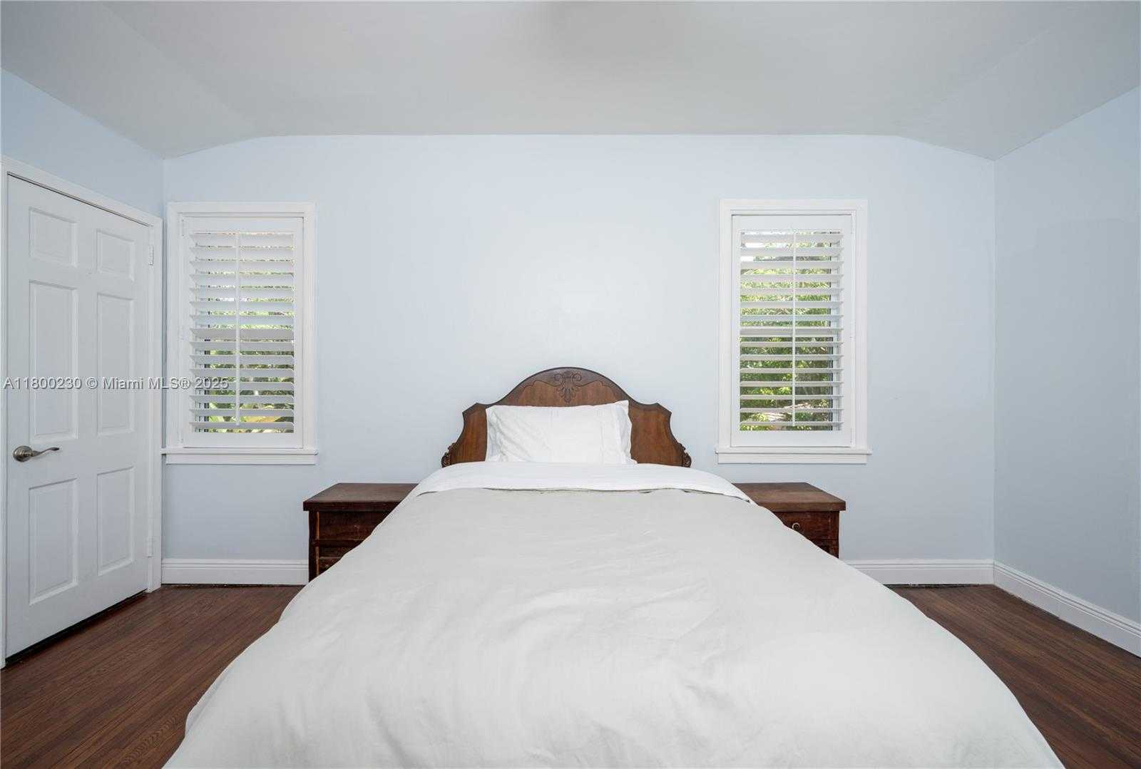 Small Image of 2855 SOUTH WEST 17TH AVE, Miami Number 22