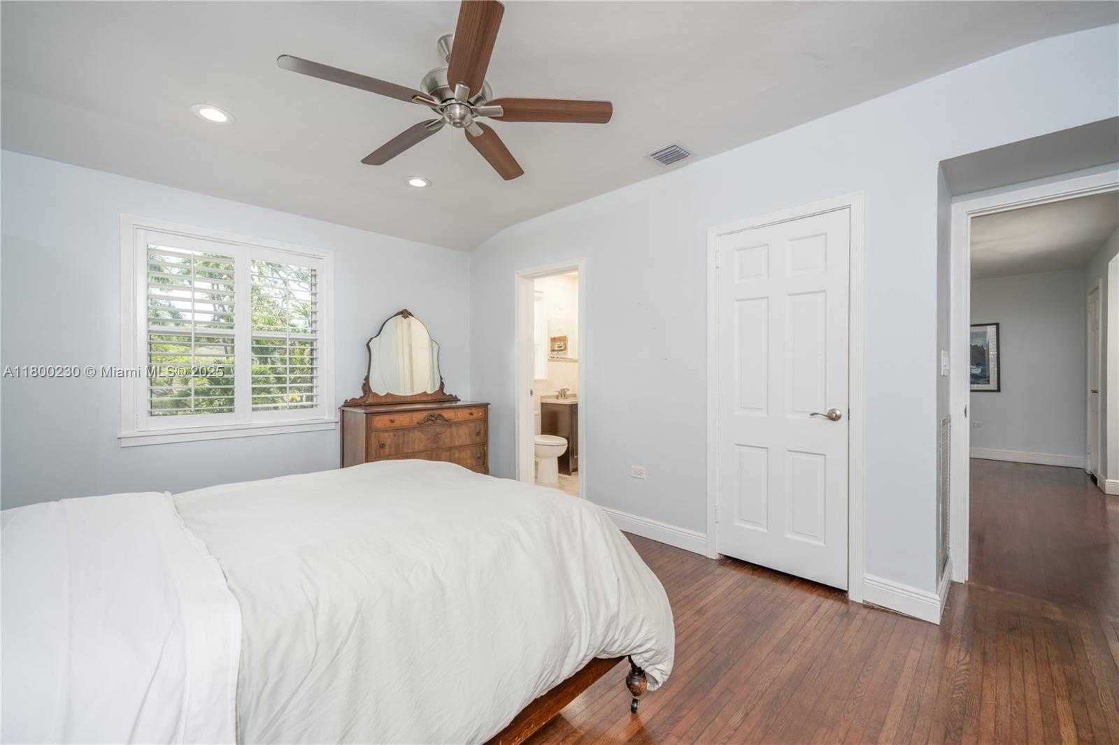 Small Image of 2855 SOUTH WEST 17TH AVE, Miami Number 23