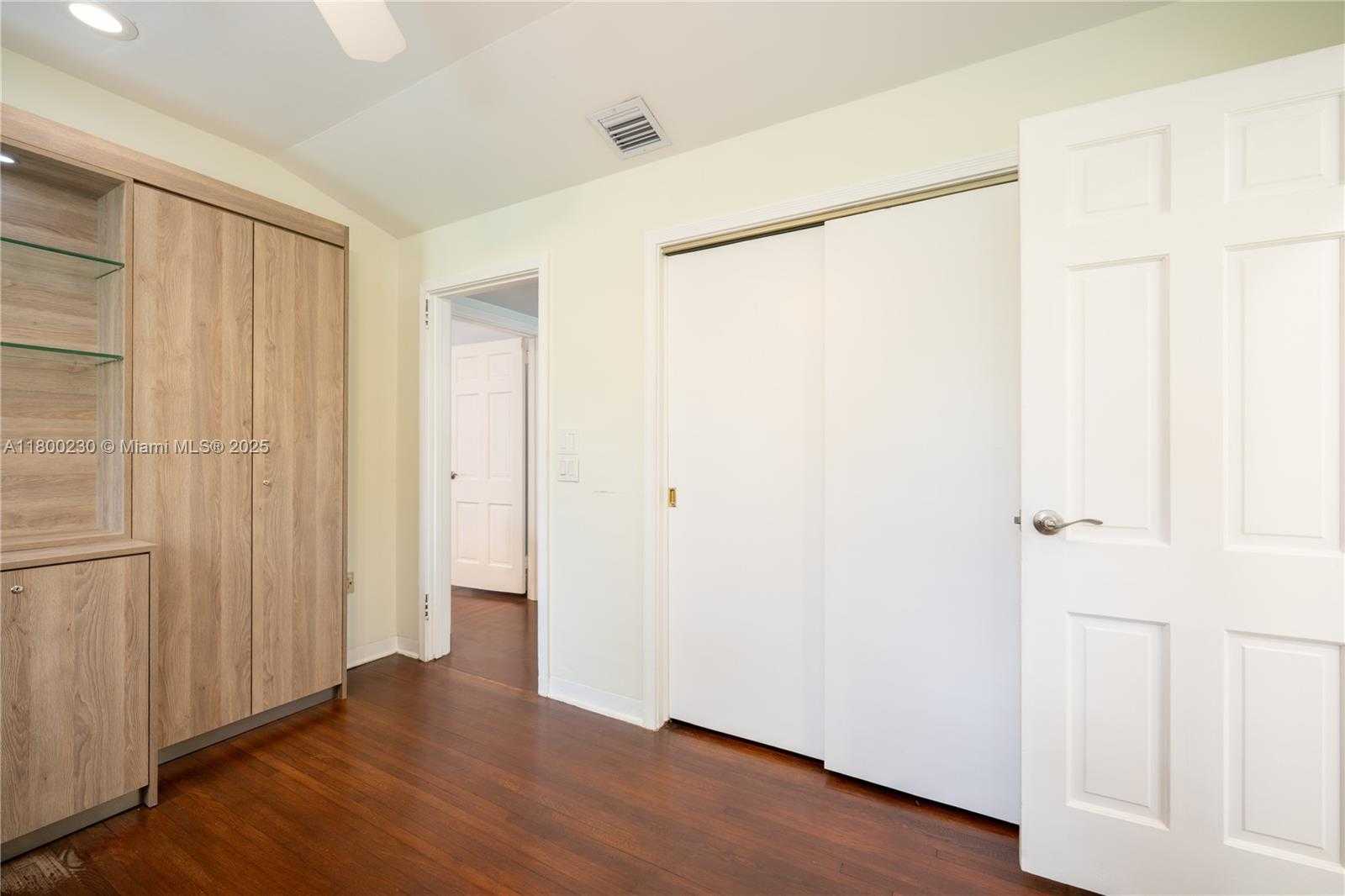 Small Image of 2855 SOUTH WEST 17TH AVE, Miami Number 24
