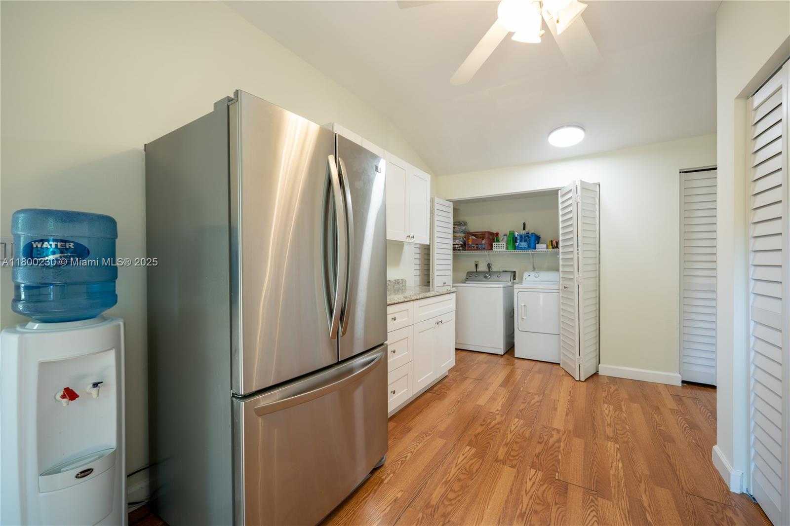 Small Image of 2855 SOUTH WEST 17TH AVE, Miami Number 32