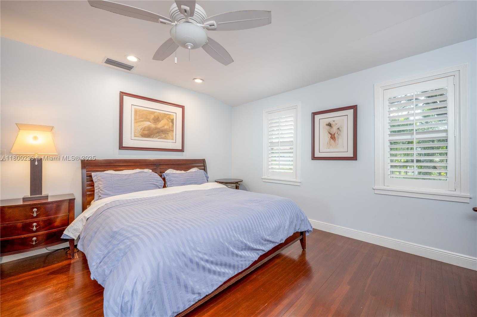 Small Image of 2855 SOUTH WEST 17TH AVE, Miami Number 41