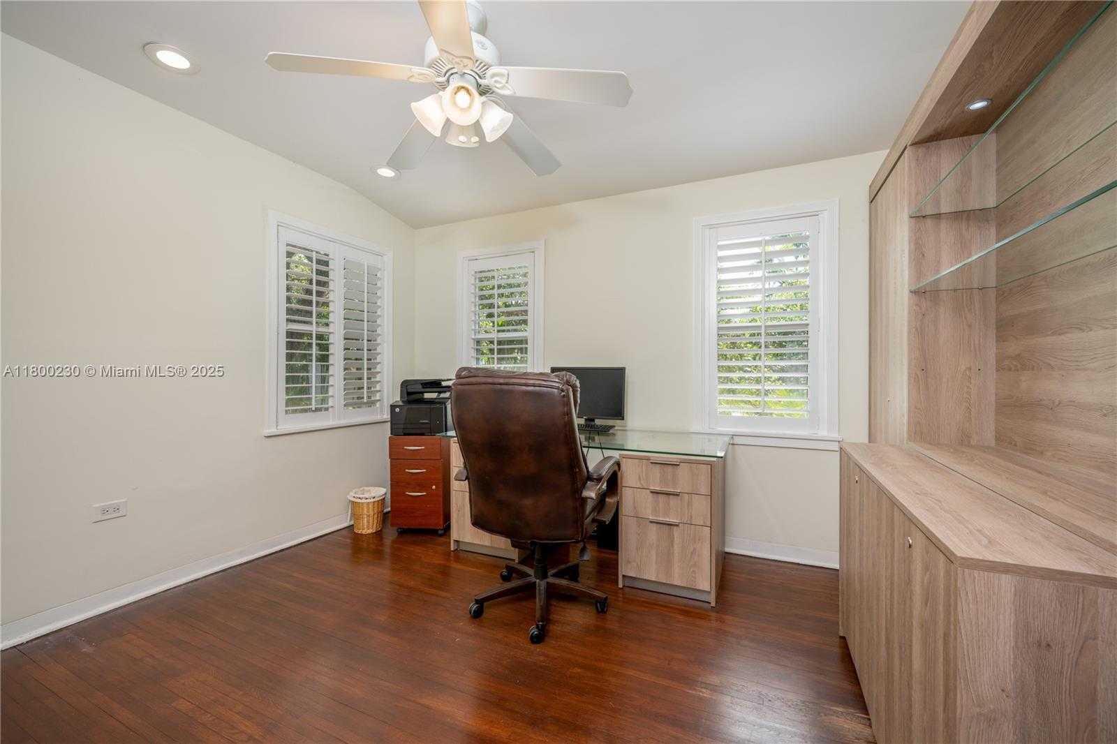 Small Image of 2855 SOUTH WEST 17TH AVE, Miami Number 44