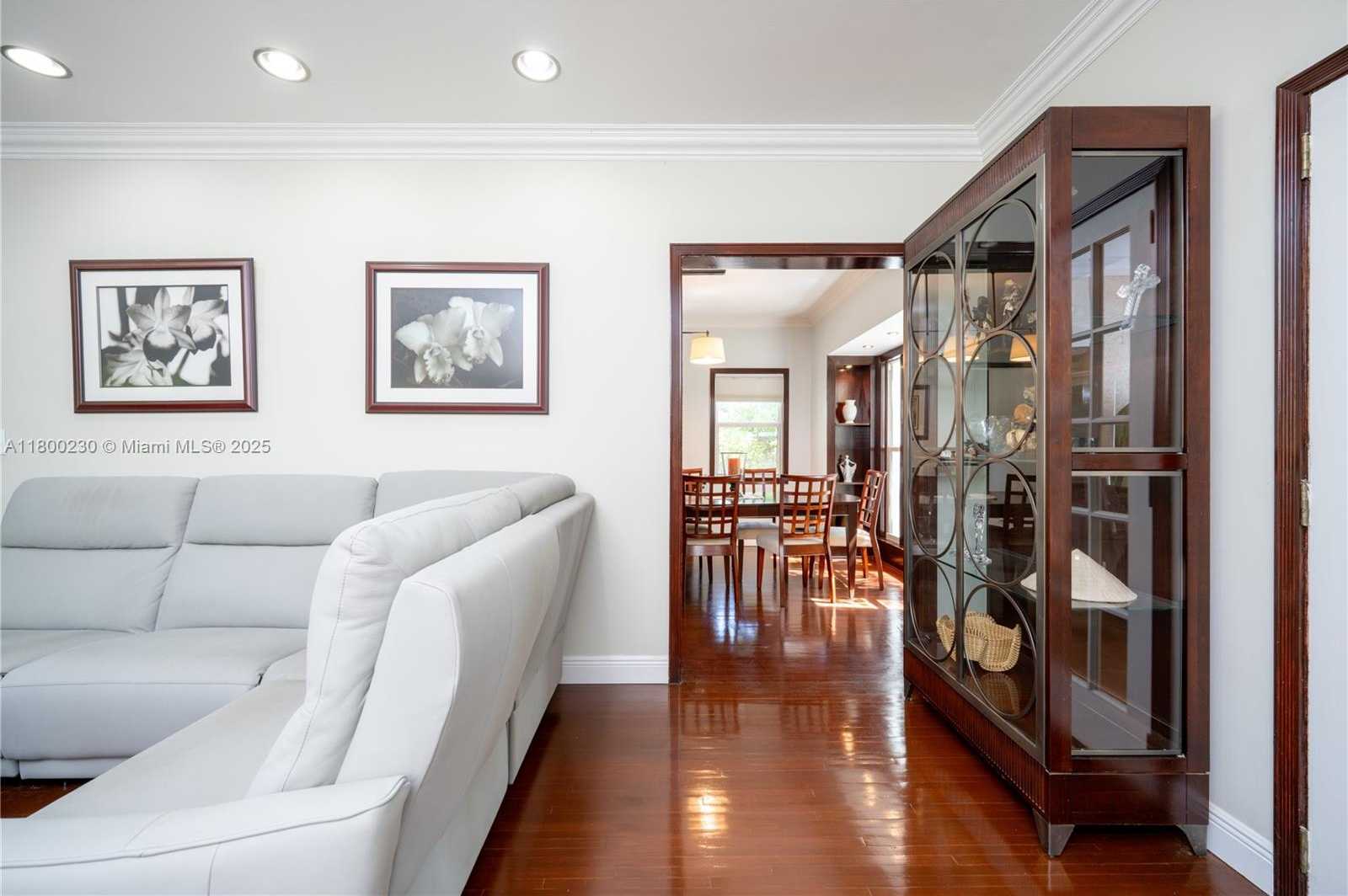 Small Image of 2855 SOUTH WEST 17TH AVE, Miami Number 45