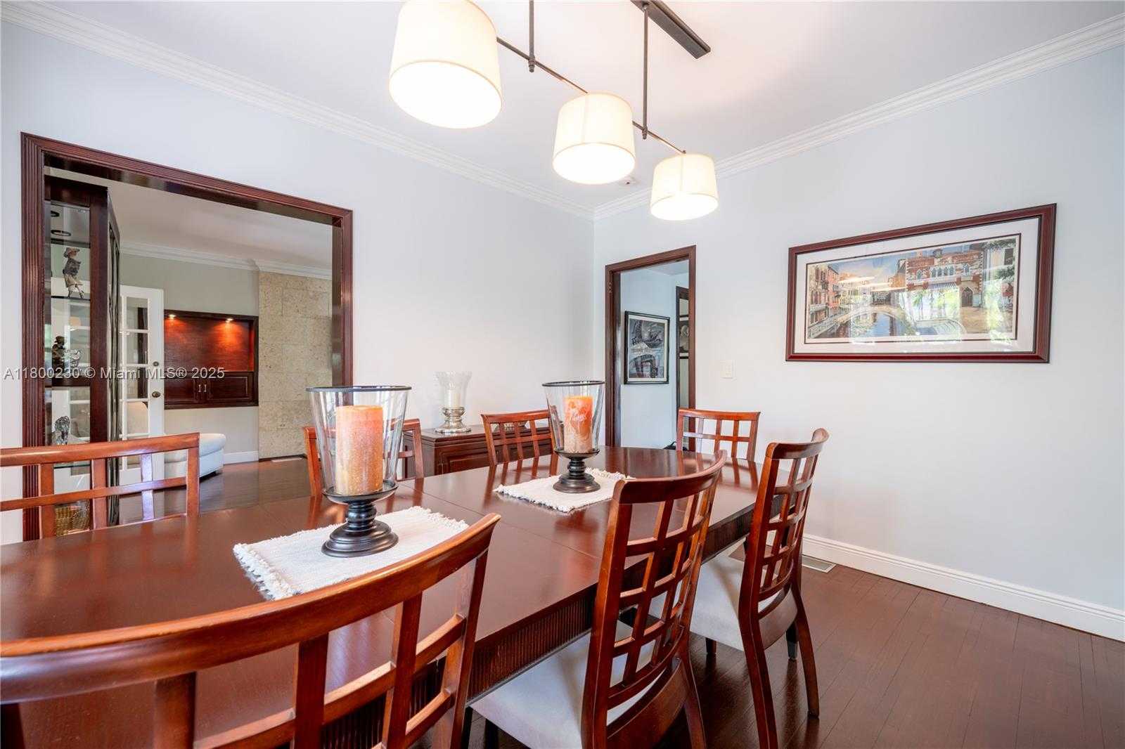 Small Image of 2855 SOUTH WEST 17TH AVE, Miami Number 47