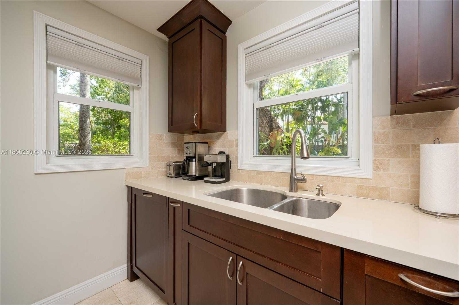 Small Image of 2855 SOUTH WEST 17TH AVE, Miami Number 51