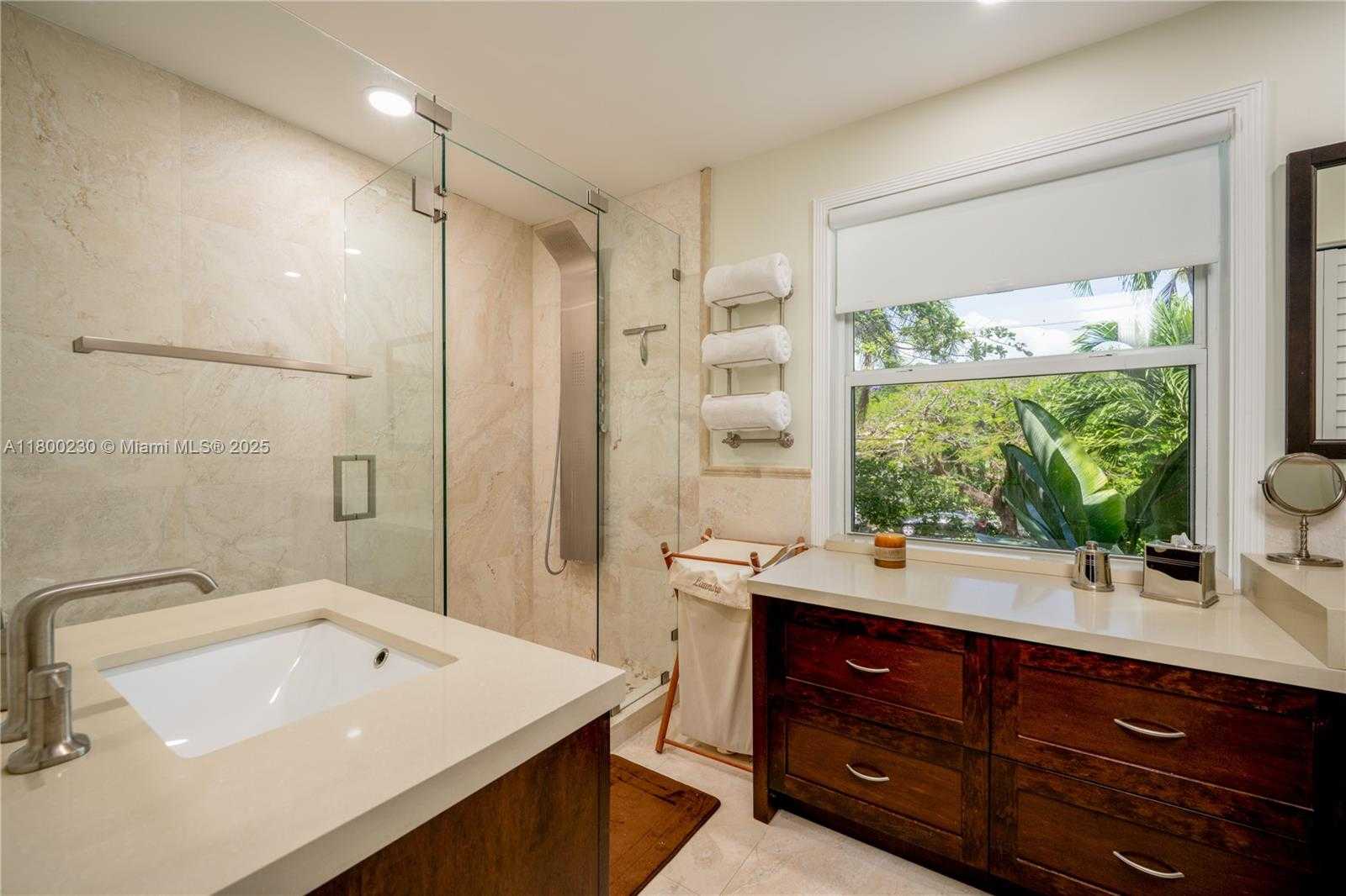 Small Image of 2855 SOUTH WEST 17TH AVE, Miami Number 55