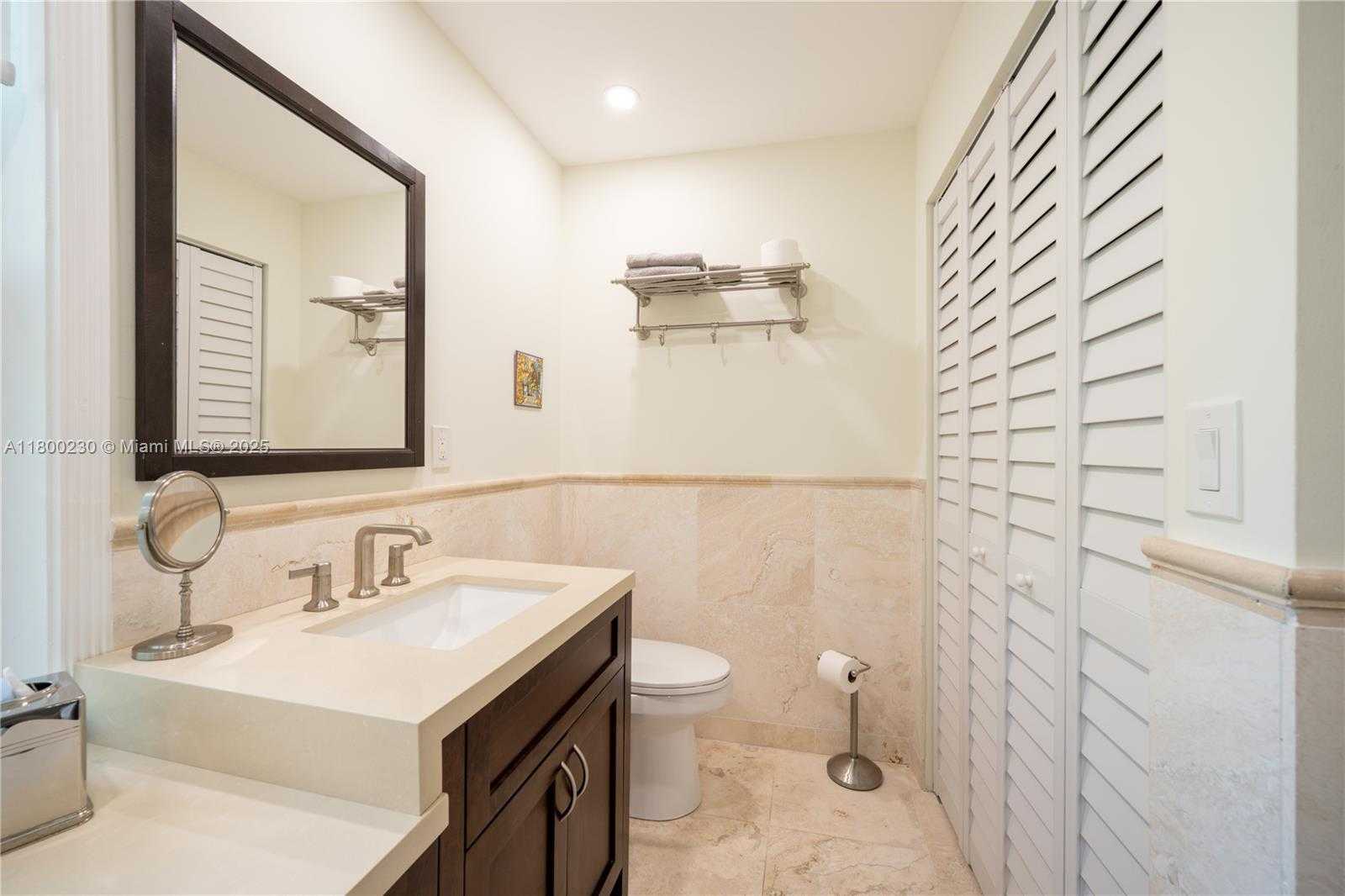 Small Image of 2855 SOUTH WEST 17TH AVE, Miami Number 6