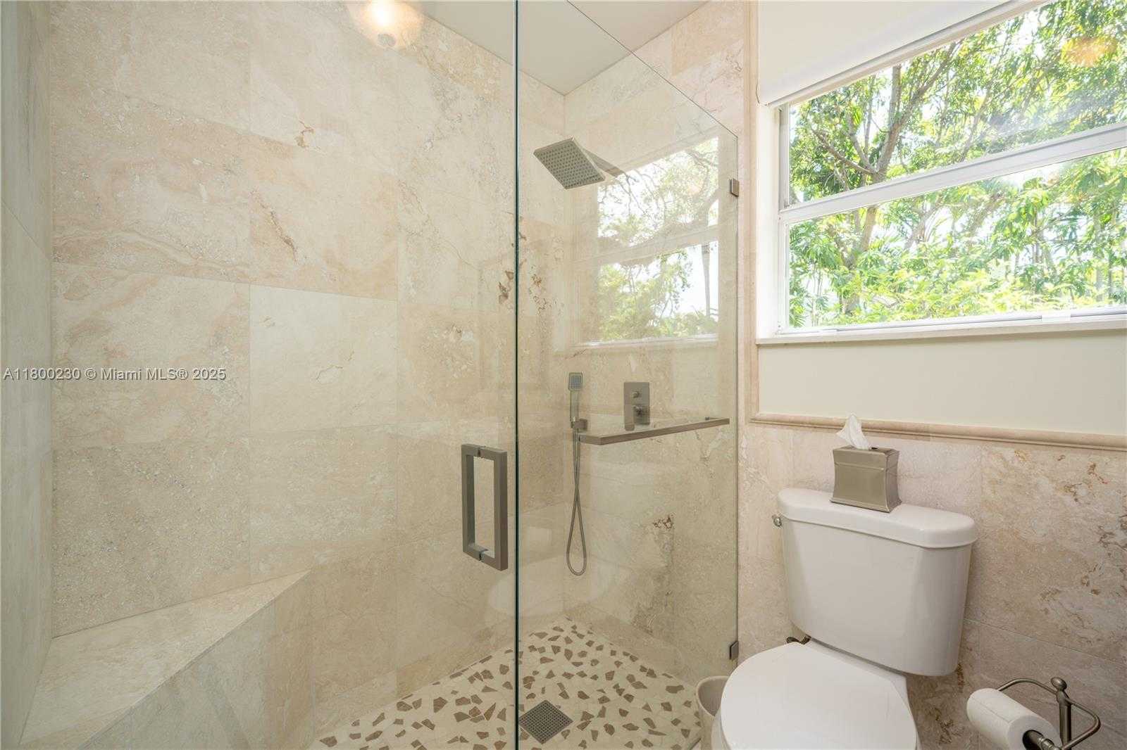 Small Image of 2855 SOUTH WEST 17TH AVE, Miami Number 60